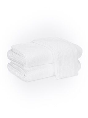 VGUC Matouk Francisco Bath Towels (Set of Two)